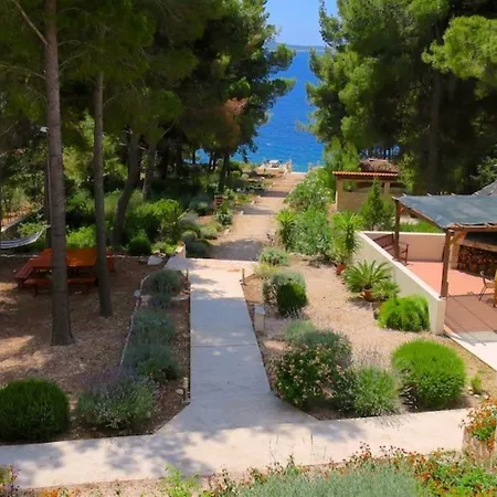 Apartment Dino - Gorgeous Garden