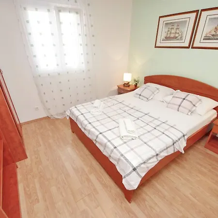 דירה Apartments Dino זבלה