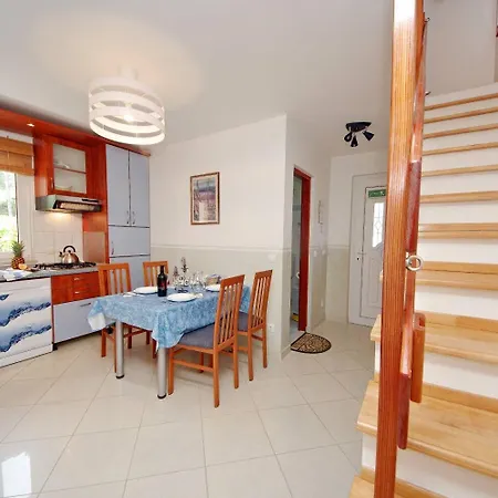 דירה Apartments Dino זבלה