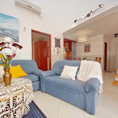 דירה Apartments Dino זבלה
